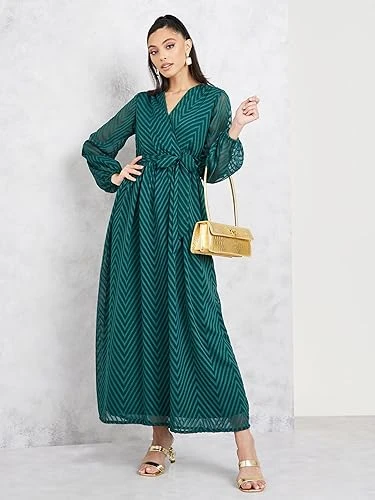 Styli Women Dobby Zig Zag Texture A-Line Maxi Dress