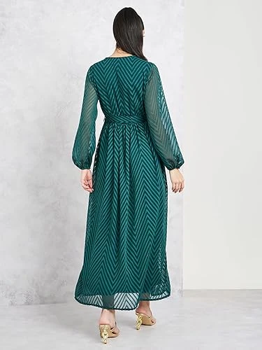 Styli Women Dobby Zig Zag Texture A-Line Maxi Dress